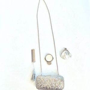 Stunning, limited edition Judith Lieber couture pill box evening or bridal bag.